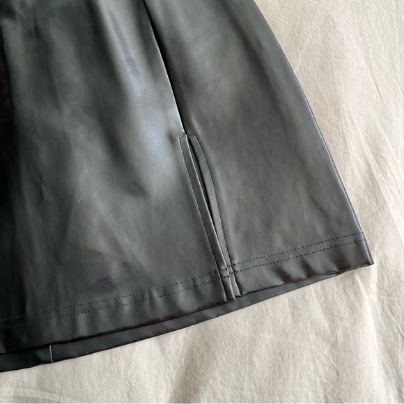 Vintage XOXO Faux Mini Skirt - Picture 3 of 4